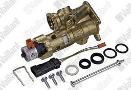 Zeige Details für Vorrangumschaltventil mit Adapter Bild von Vorrangumschaltventil mit Adapter