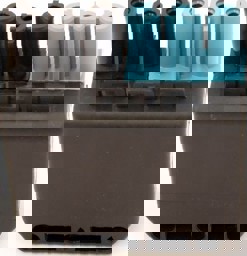 Zeige Details für Buchse 6-polig, schwarz-blau Bild von Buchse 6-polig, schwarz-blau